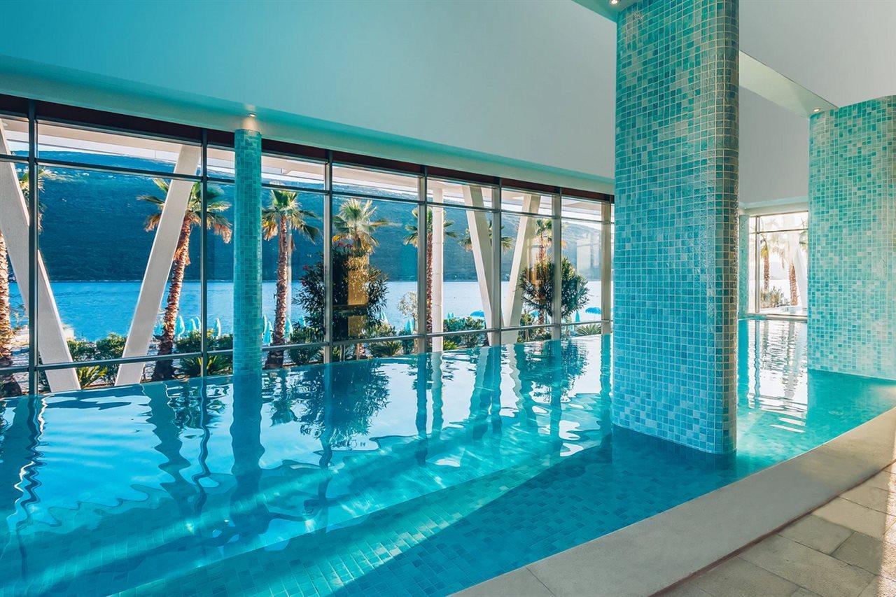 Carine Hotel Kumbor Superior Χέρτσεγκ Νόβι Εξωτερικό φωτογραφία